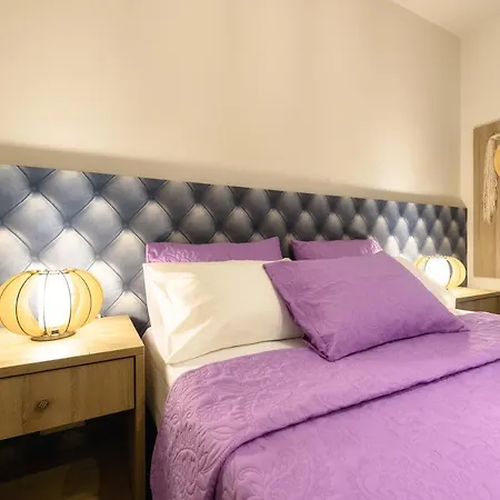 Regina Apartment